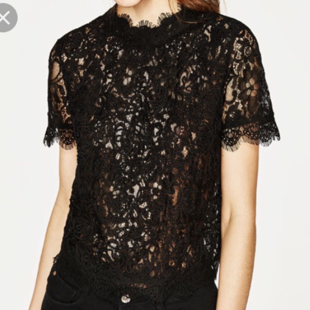 ⭐️⭐️⭐️ZARA CLASSY LACE TOP